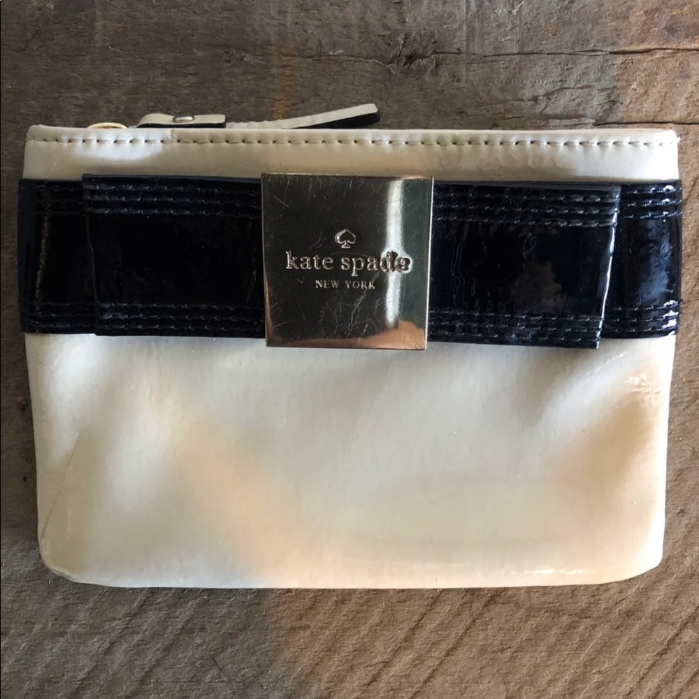 Kate spade wallet wristlet